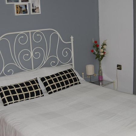 Hostal Vivienda Rural El Retorno Sevilla Exterior foto